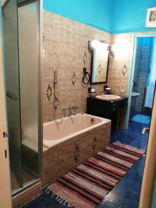 Il Grande Blu Apartment Милано Екстериор снимка